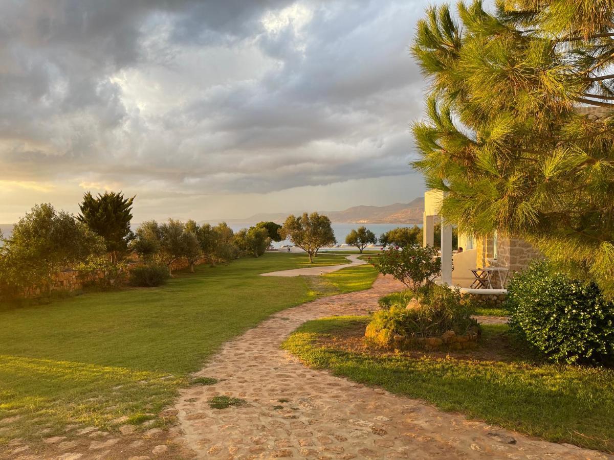 Eight Dimensions Capari Suites Elafonisos Exterior photo